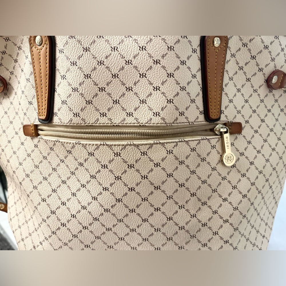 Rioni Tan and Brown Monogram Large Tote - Picture 4 of 9